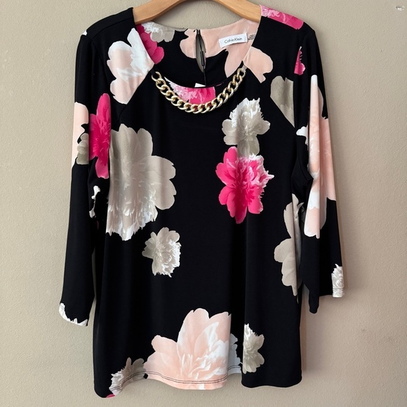Calvin Klein Tops - NWT Calvin Klein Large Floral Printed Blouse With Gold Chain Necklace Size 1X